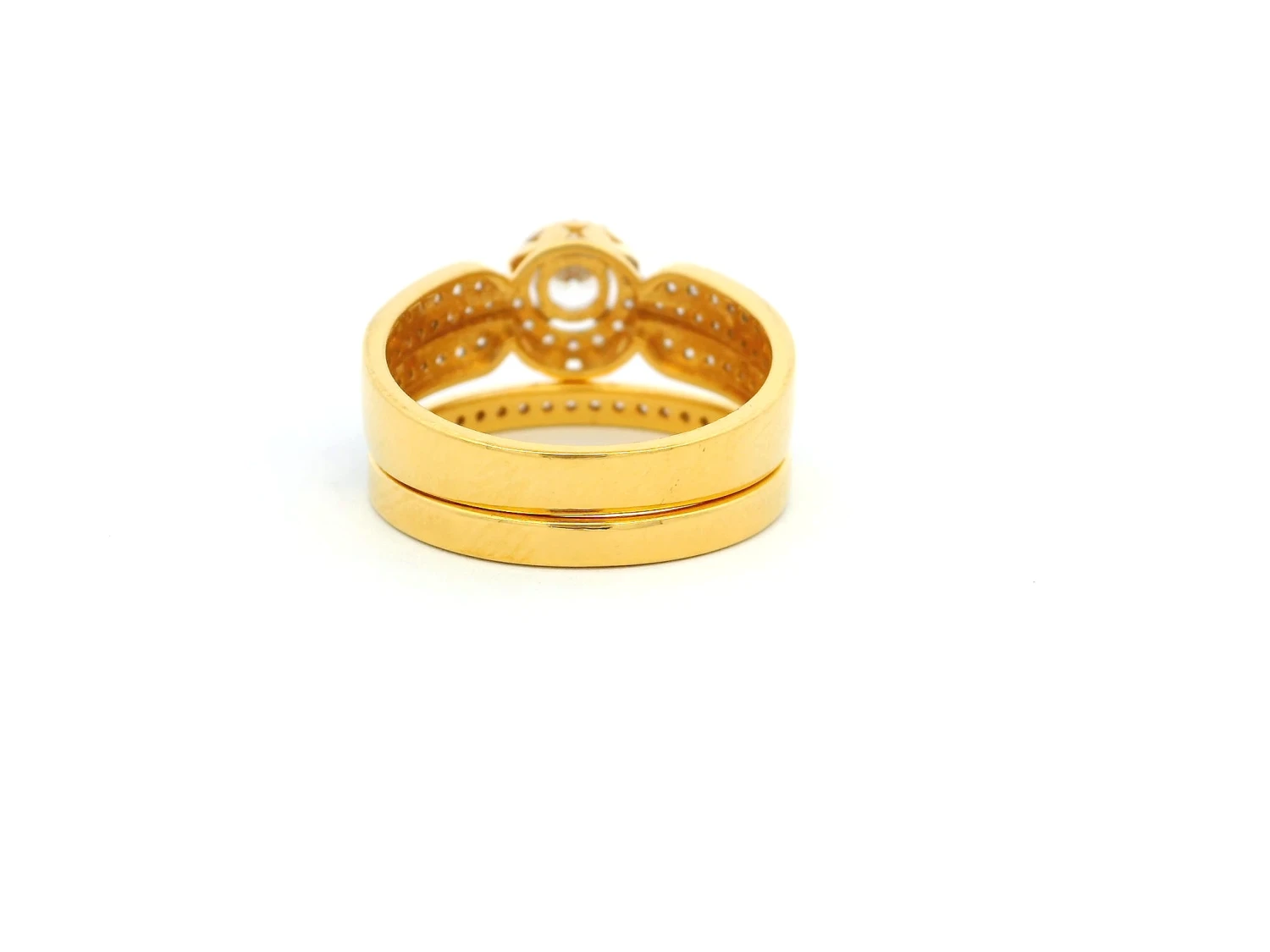 22ct Gold Engagement Ring & Wedding Band Set With Sparkling Cubic Zirconia Stones | Size L 4 22ct Gold Engagement Ring & Wedding Band Set With Sparkling Cubic Zirconia Stones | Size L - Image 4