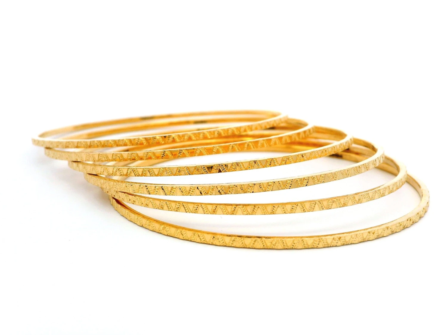 1 Set Of Six 22ct Gold Bangles With Milgrain Design – Classic And Elegant Gold Bangle Set 2 1 Set Of Six 22ct Gold Bangles With Milgrain Design – Classic And Elegant Gold Bangle Set - Image 2