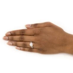 18ct White Gold Diamond & Cultured Pearl Dress Ring AR3156535 -Shiny Jewelry Hub 18ct white gold diamond and cultured pearl dress ring AR3156535 b