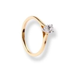 18ct Yellow Gold Pear Shaped Solitaire Diamond Ring LR-7392 -Shiny Jewelry Hub 18ct yellow gold pear shaped solitaire diamond ring 3