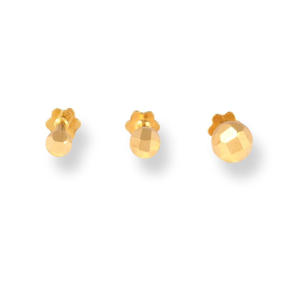 18ct Yellow Gold Screw Back Nose Stud With A Faceted Finish. 2 18ct Yellow Gold Screw Back Nose Stud With A Faceted Finish. - Image 2