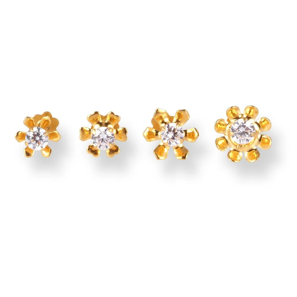 18ct Yellow Gold Flower Design Screw Back Nose Stud With Cubic Zirconia Stone. 1 18ct Yellow Gold Flower Design Screw Back Nose Stud With Cubic Zirconia Stone.