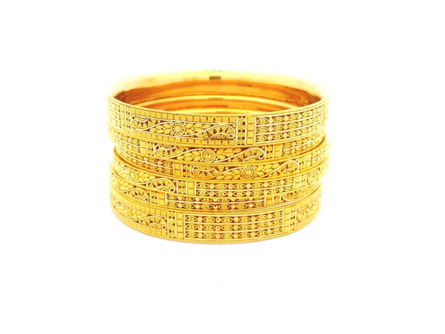 22ct Gold Bangles Set Of Six – Detailed Filigree Craftsmanship 1 22ct Gold Bangles Set Of Six – Detailed Filigree Craftsmanship