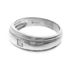 18ct White Gold Cubic Zirconia Gent's Ring GR-2565
