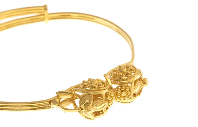Hand Finished 22ct Yellow Gold Adjustable Children's Bangle 4 Hand Finished 22ct Yellow Gold Adjustable Children's Bangle - Image 4