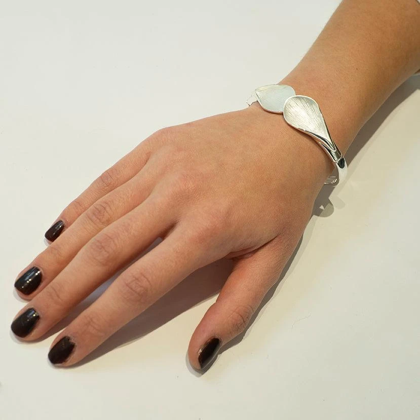 Hand Painted Silver Plated Fashion Bangle - Artistic Fashion Bangle - Image 4