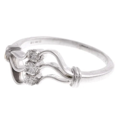 18ct White Gold Diamond Dress Ring KMCS0240