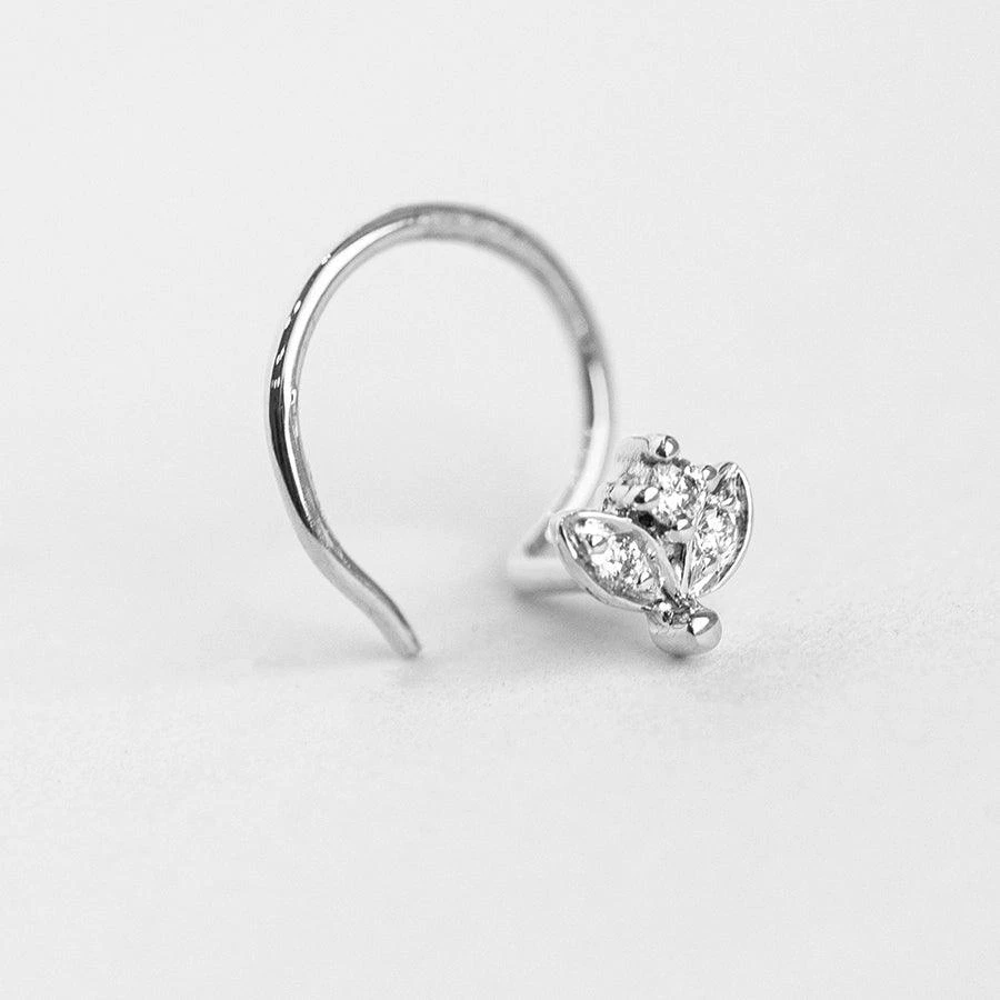 18ct Gold Diamond Cluster Wire Back Nose Stud. 3 18ct Gold Diamond Cluster Wire Back Nose Stud. - Image 3