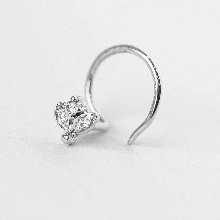 18ct Gold Diamond Cluster Wire Back Nose Stud. 5 18ct Gold Diamond Cluster Wire Back Nose Stud. - Image 5