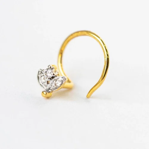 18ct Gold Diamond Cluster Wire Back Nose Stud. 12 18ct Gold Diamond Cluster Wire Back Nose Stud. -Shiny Jewelry Hub MCS2798 Y wire A diamond cluster nose stud wire coil back 18ct yellow gold square