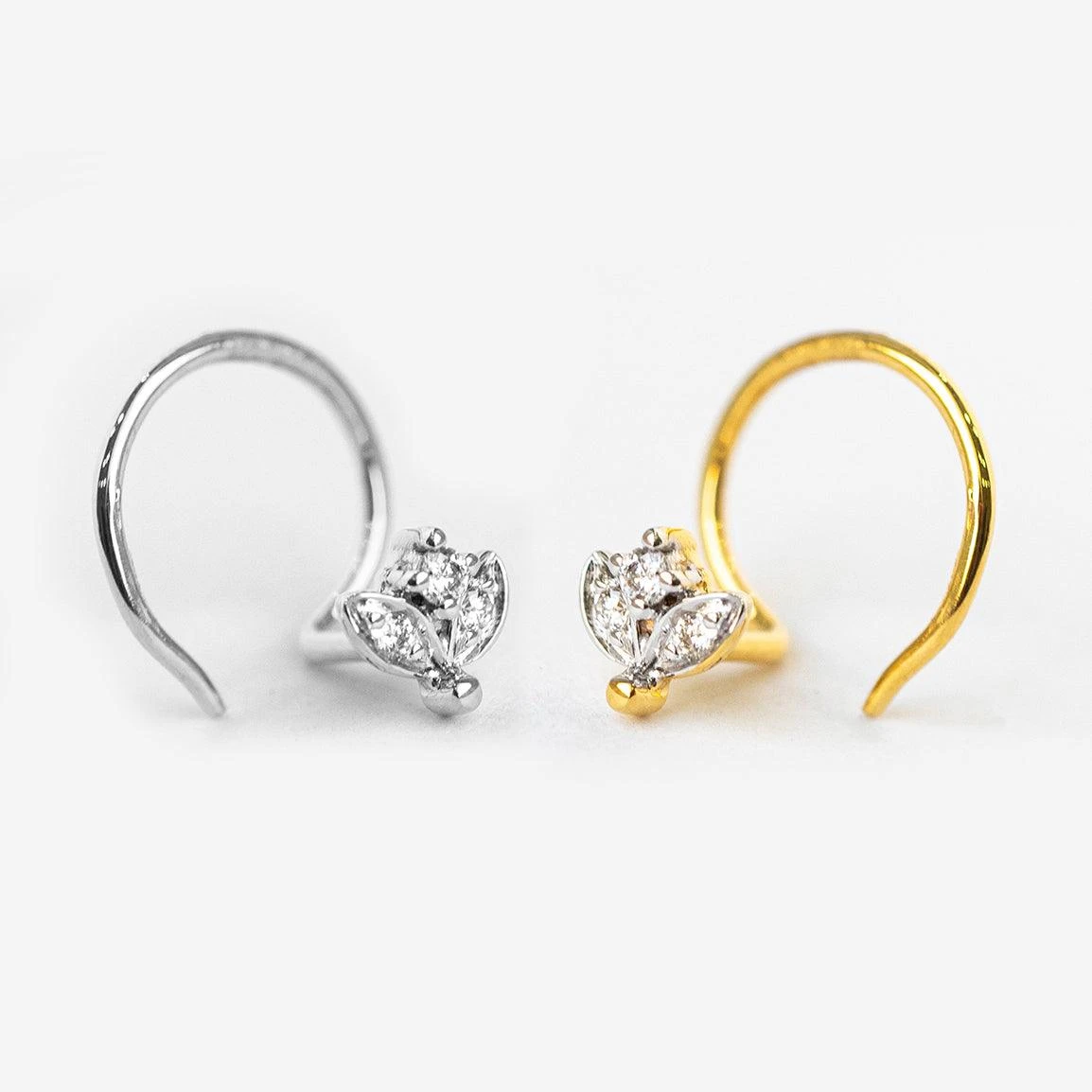 18ct Gold Diamond Cluster Wire Back Nose Stud. 2 18ct Gold Diamond Cluster Wire Back Nose Stud. - Image 2