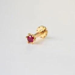 18ct Gold Emerald┋Ruby┋Sapphire Screw Back Nose Stud (0.02ct - 0.40ct) 21 18ct Gold Emerald┋Ruby┋Sapphire Screw Back Nose Stud (0.02ct - 0.40ct) -Shiny Jewelry Hub MCS3268 A 18ct yellow gold screw back nose stud set with ruby 0.05ct