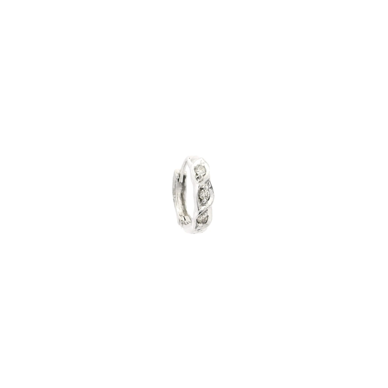 18ct Gold Diamond Nose Ring 2 18ct Gold Diamond Nose Ring - Image 2