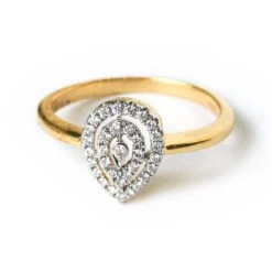 18ct White Or Yellow Gold Diamond Dress Ring MCS3627 -Shiny Jewelry Hub MCS3627 Y A18ct yellow gold diamond dress ring