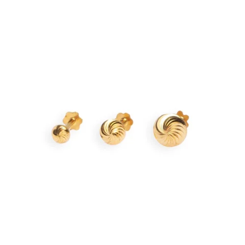 18ct Yellow Gold Screw Back Nose Stud With Diamond Cut Design NIP-7-900