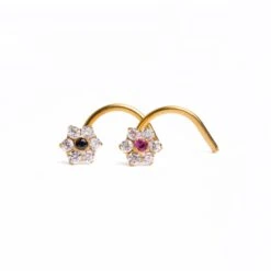 18ct Gold Nose Stud Wire Back Cluster CZ With Flower Design.