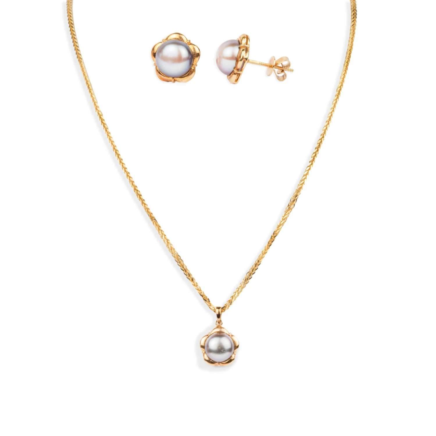 18ct Yellow Gold Necklace, Pendant And Earrings Set With Black Cultured Pearl (16.6g) N&P&E-5532 1 18ct Yellow Gold Necklace, Pendant And Earrings Set With Black Cultured Pearl (16.6g) N&P&E-5532