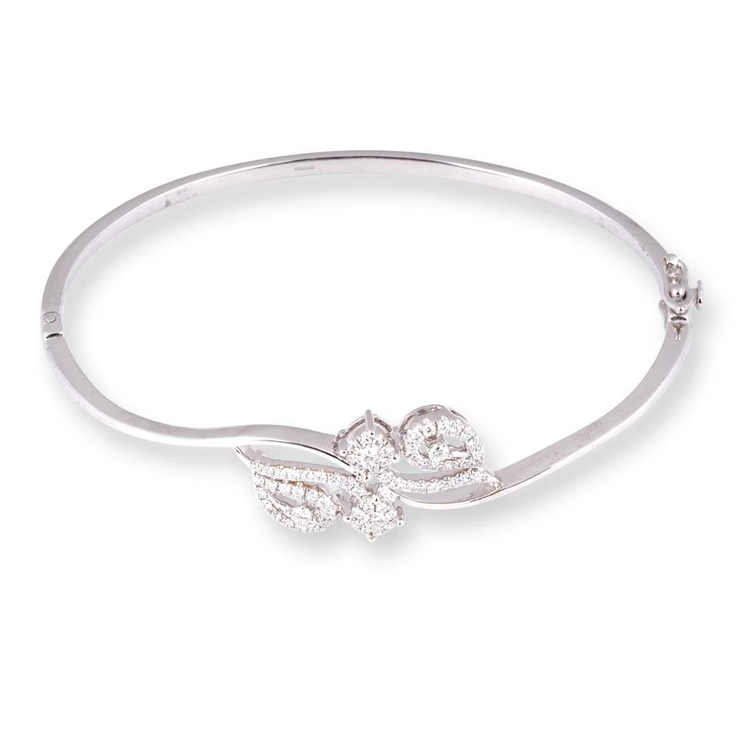 18ct Gold Leaf Pattern Openable Diamond Bangle - Gold Leaf Pattern Jewellery 2 18ct Gold Leaf Pattern Openable Diamond Bangle - Gold Leaf Pattern Jewellery - Image 2