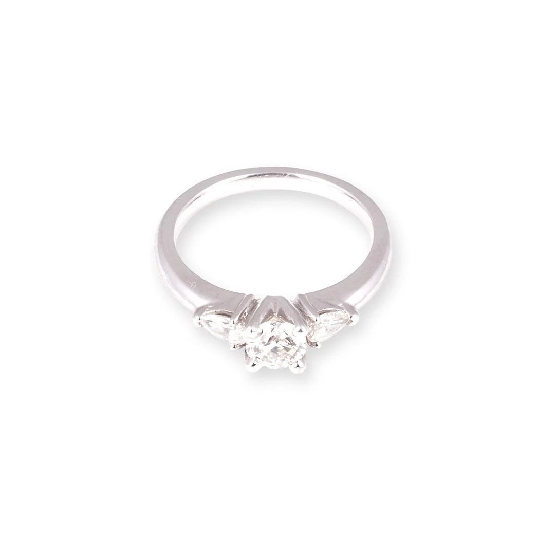 Platinum Diamond Trilogy Engagement Ring LR-5927 4 Platinum Diamond Trilogy Engagement Ring LR-5927 - Image 4