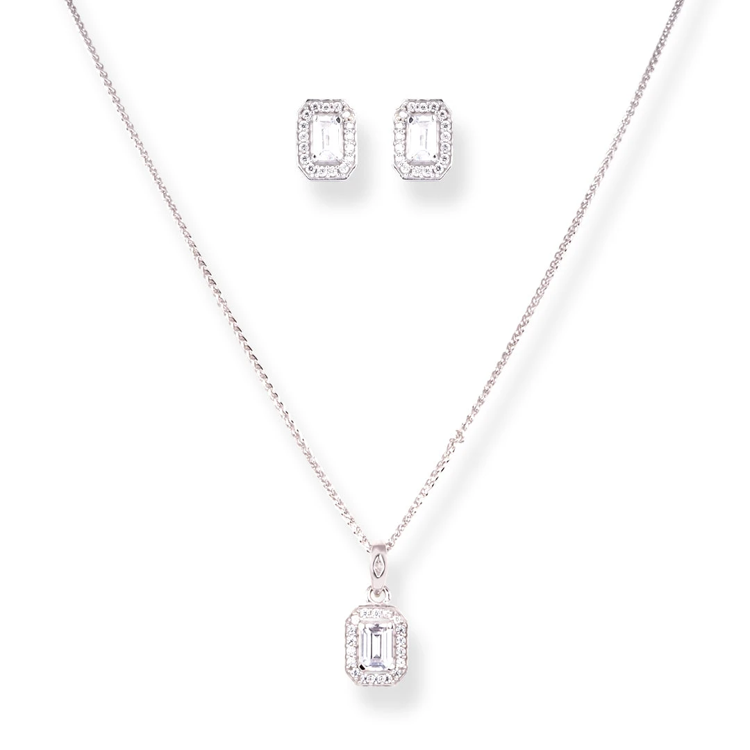 18ct White Gold Pendant Suite With Cubic Zirconia Stones 1 18ct White Gold Pendant Suite With Cubic Zirconia Stones