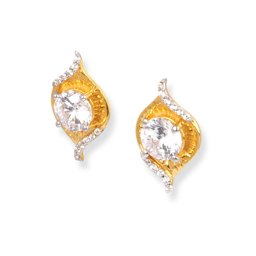 22ct Gold Pendant Suite With Cubic Zirconia Stones – Necklace & Earrings Set 3 22ct Gold Pendant Suite With Cubic Zirconia Stones – Necklace & Earrings Set - Image 3